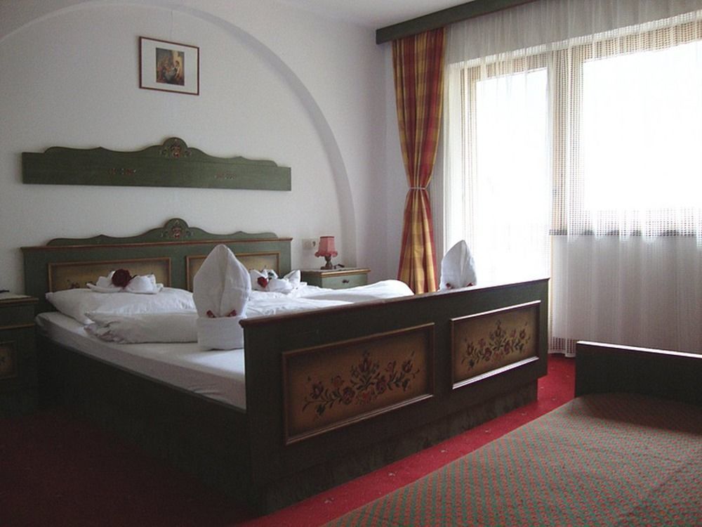 Hotel Gasthof Bruecke Майргофен Екстер'єр фото